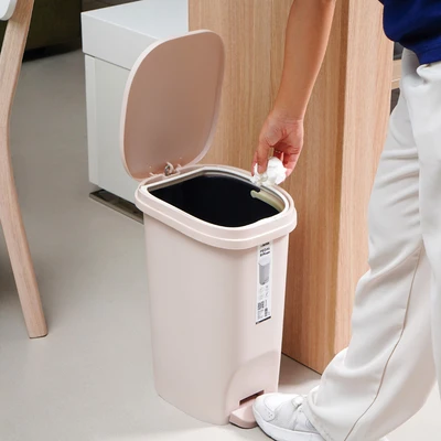 Gambar Informa Riley Tempat Sampah Pedal Plastik 12 Liter - Krem