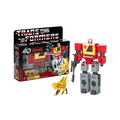Gambar Transformers Autobot Blaster & Steeljaw 40 Years