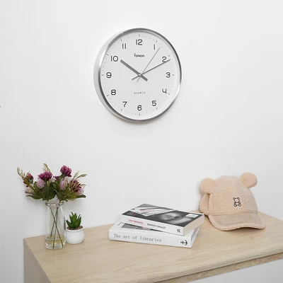 Gambar Arthome Jam Dinding Aluminium 30 cm - Silver