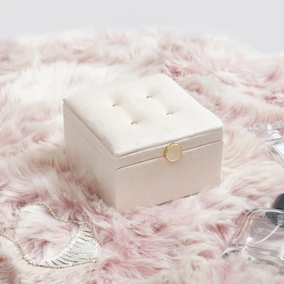 Gambar Informa Camilla Kotak Perhiasan 12x12.3x7.6 cm - Krem Beige