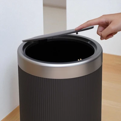 Gambar Krisbow Guest Room Tempat Sampah Tutup Tekan Plastik 13 Liter - Hitam/Cokelat