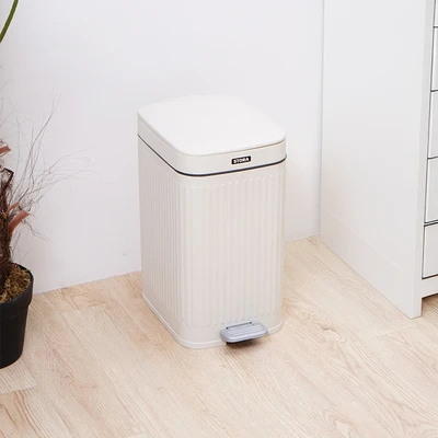 Gambar Stora Doric Tempat Sampah Pedal Plastik Slim 14 Liter - Putih Ivory