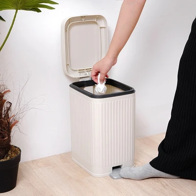 Gambar Stora Doric Tempat Sampah Pedal Plastik Slim 14 Liter - Putih Ivory