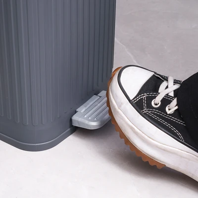 Gambar Stora Doric Tempat Sampah Pedal Plastik Slim 14 Liter - Abu-Abu