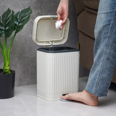 Gambar Stora Doric Tempat Sampah Pedal Plastik 8 Liter - Putih Ivory