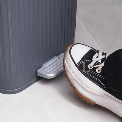 Gambar Stora Doric Tempat Sampah Pedal Plastik 12 Liter - Abu-Abu