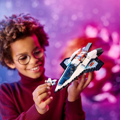 Gambar LEGO City Interstellar Spaceship 60430