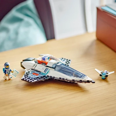 Gambar LEGO City Interstellar Spaceship 60430