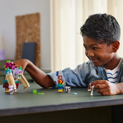 Gambar LEGO Minecraft Legends The Devourer Showdown Set 420 Pcs 21257 - Mix