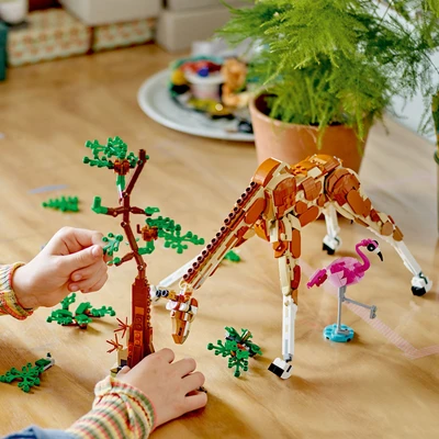 Gambar LEGO Creator 3 In 1 Wild Safari Animals 31150