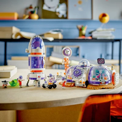 Gambar LEGO Friends Mars Space Base And Rocket 42605