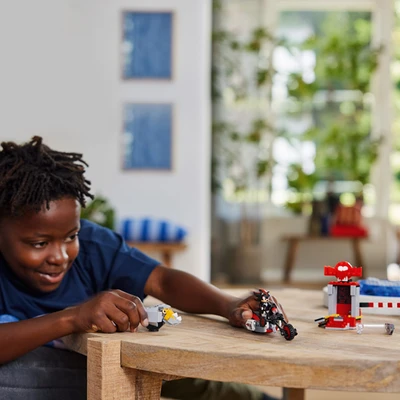 Gambar LEGO Sonic The Hedgehog Shadows Escape 76995