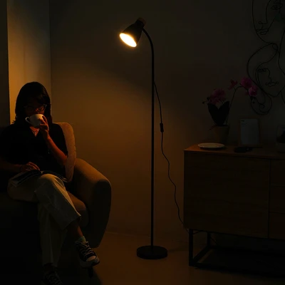 Gambar Informa Gia Lampu Lantai - Abu-Abu/Hitam