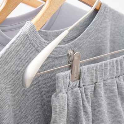 Gambar Stora Hanger Baju Aluminium Dengan Clip 43.5 cm - Abu-Abu