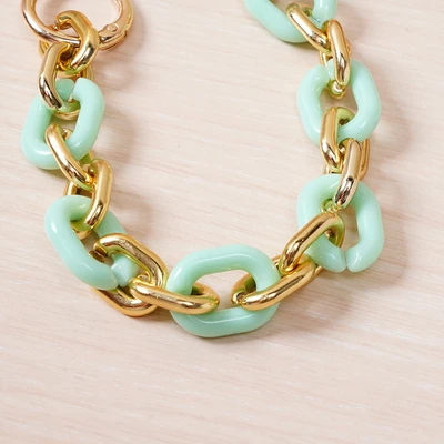 Gambar Ataru Gelang Gantungan Handphone Chain - Hijau/Gold