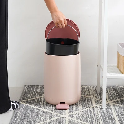 Gambar Informa Milo Tempat Sampah Pedal Plastik 8 Liter - Pink