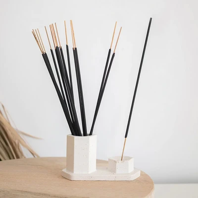 Gambar Breathe Phoebe Wood Dupa Aromaterapi - Hitam