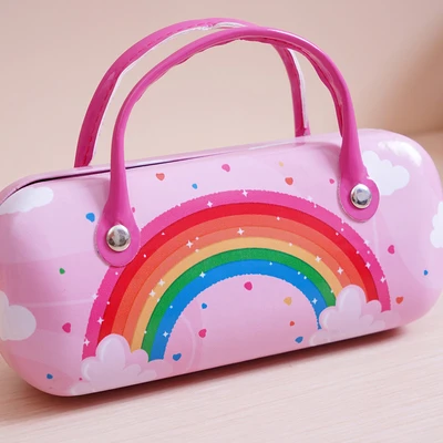 Gambar Ataru Kacamata Anak Dengan Case Rainbow