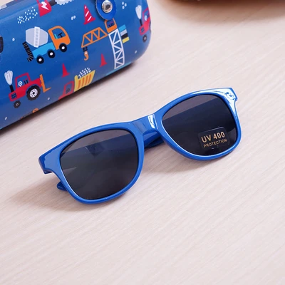 Gambar Ataru Kacamata Anak Dengan Case Car - Biru