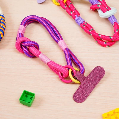 Gambar Ataru Gantungan Handphone Short Pattern Random