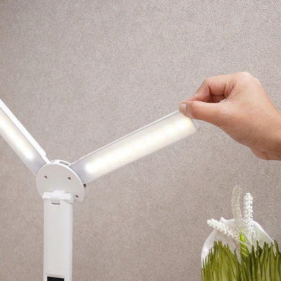 Gambar Eglare Lampu Meja LED 3 Warna Dimmable Rechargeable - Putih