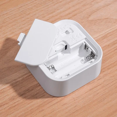 Gambar Arthome Jam Meja Dengan Timer 3 Fixed Flip - Putih