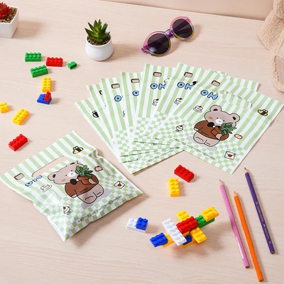 Gambar Ataru Kantong Kado Plastik Dengan Handle 16.5x20 cm Set 8 pcs - Hijau