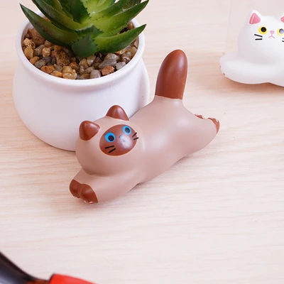 Gambar Ataru Magnet Kulkas Cat Random
