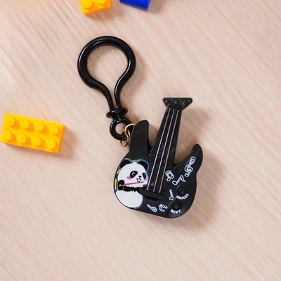 Gambar Ataru Gantungan Kunci Guitar Pastel Random