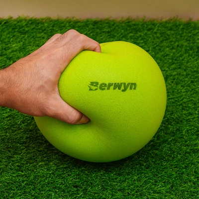 Gambar Berwyn 18 cm Bola Silence Pu Foam - Hijau