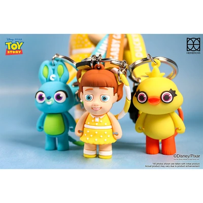 Gambar Herocross Gantungan Kunci Toy Story Random