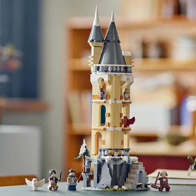 Gambar LEGO Harry Potter Hogwarts Castle Owlery 76430