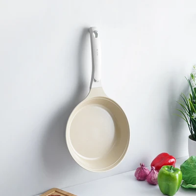 Gambar Kris Colormic Wajan Penggorengan Aluminium 20 cm - Krem