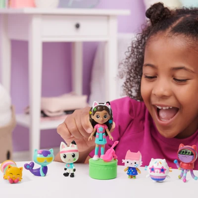 Gambar Gabby's Dollhouse Set Figure Dance Party Themed 6064152
