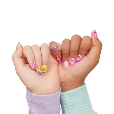 Gambar Make It Real Set Totally Trendy Faux Nail 10063