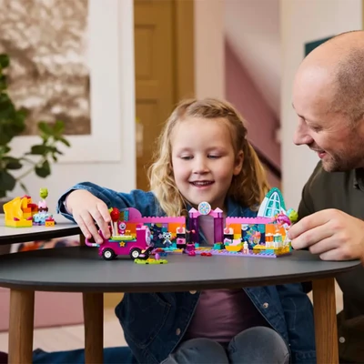 Gambar LEGO Gabbys Dollhouse Gabby Party Room 10797