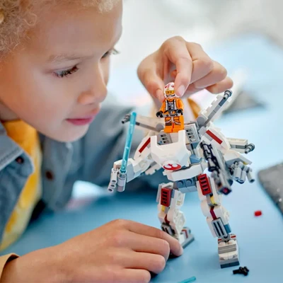 Gambar LEGO Star Wars Luke Skywalker X Wing Mech Set 195 Pcs 75390 - Putih