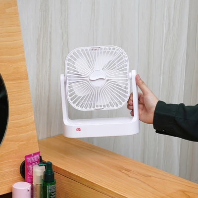 Gambar APA Kipas Angin Meja 2-in-1 6 Watt - Putih