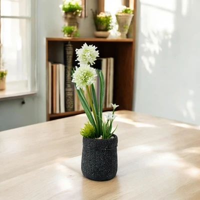 Gambar Informa Bunga Artifisial Star Dengan Pot 10x10x22 cm - Putih