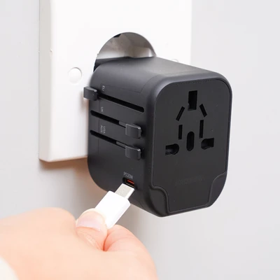 Gambar Krisbow Travel Adaptor 2 USB-A & 1 USB-C 20 Watt QC - Hitam