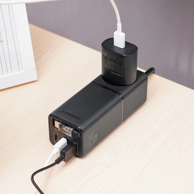Gambar Krisbow Desktop Charger GaN Dengan Soket & Kabel 75 Watt - Hitam