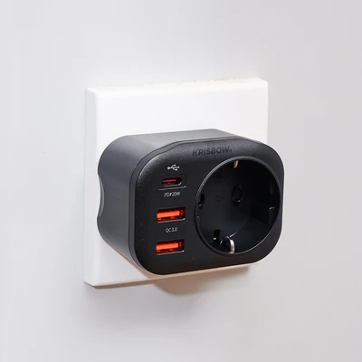 Gambar Krisbow Steker Adaptor Multifungsi Dengan USB-A & USB-C - Hitam