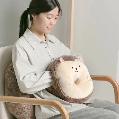 Gambar Ataru Bantal Tidur Dacron Hedgehog O 30x32x15 cm - Cokelat