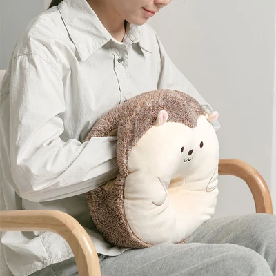 Gambar Ataru Bantal Tidur Dacron Hedgehog O 30x32x15 cm - Cokelat