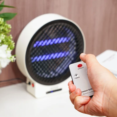 Gambar Krisbow Perangkap Nyamuk Dengan Remote 12 Watt - Putih