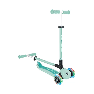Gambar Globber Skuter Go Up Active Lights - Hijau Mint