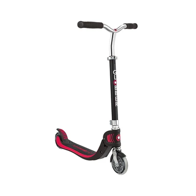 Gambar Globber Skuter Flow 125 - Hitam