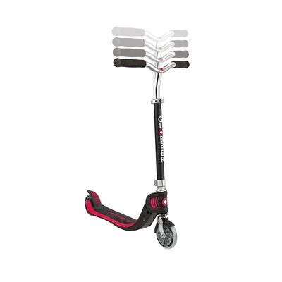 Gambar Globber Skuter Flow 125 - Hitam