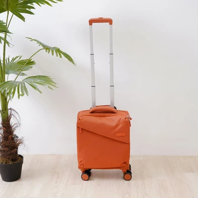Gambar Luggo Quinn Koper Polyester Underseat 18 Inch - Oranye
