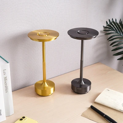Gambar Eglare Louie Lampu Meja LED Rechargeable 2 watt - Brass